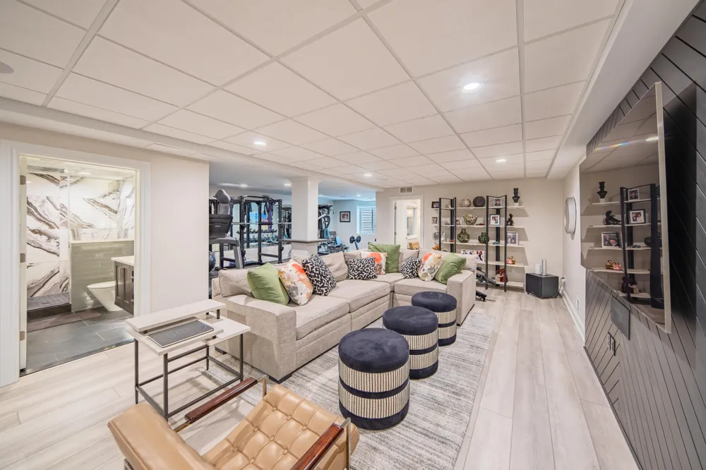 42905 Cardinal Way Novi City, MI 48375