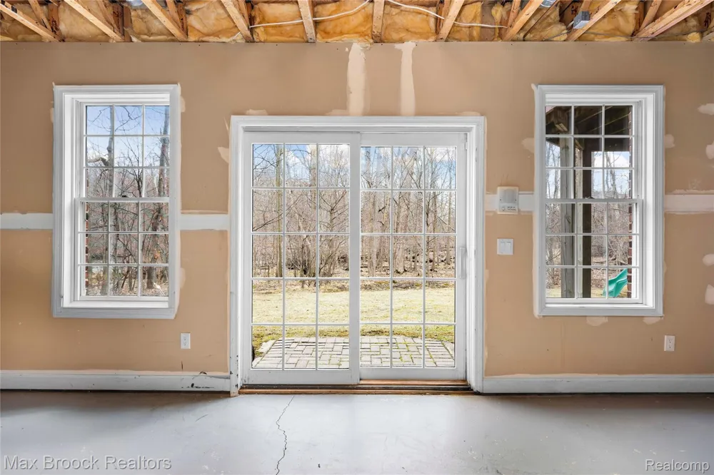 7083 Chatham Court West Bloomfield Charter Township, MI 48322