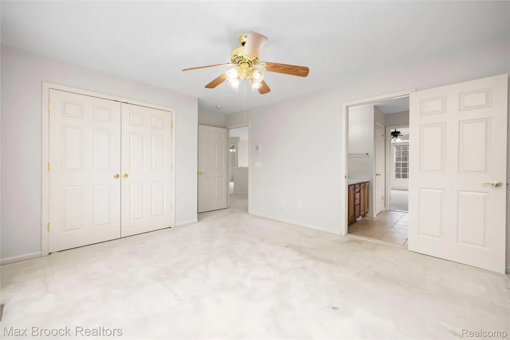 7083 Chatham Court West Bloomfield Charter Township, MI 48322