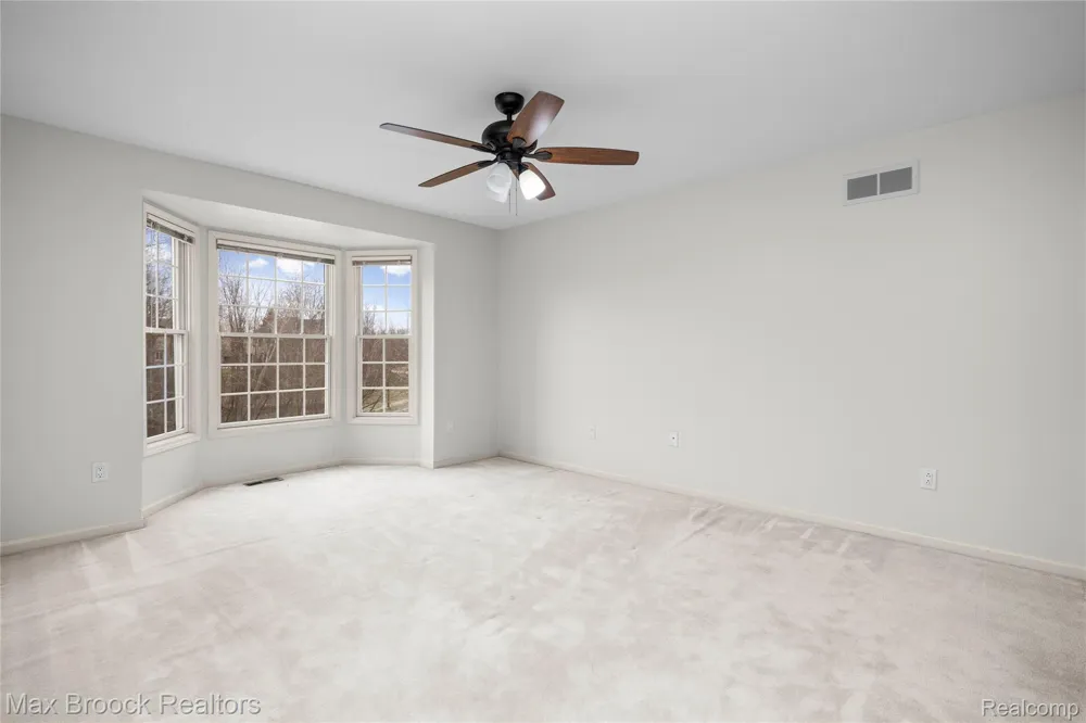7083 Chatham Court West Bloomfield Charter Township, MI 48322