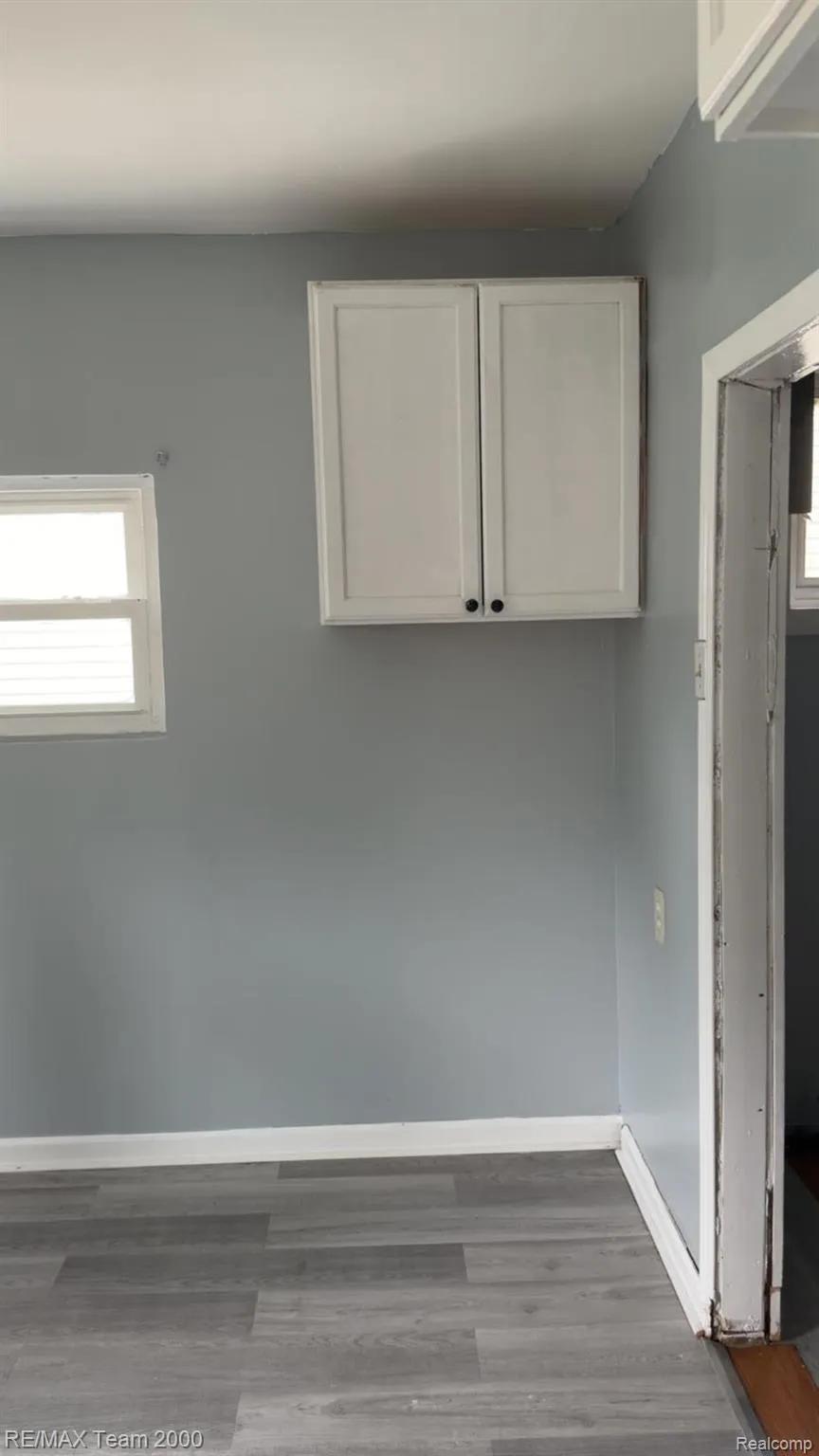6646 Harding Street Taylor City, MI 48180