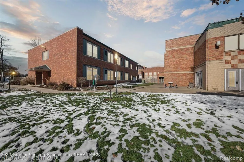 335 Horatio Street #209 Charlotte City, MI 48813