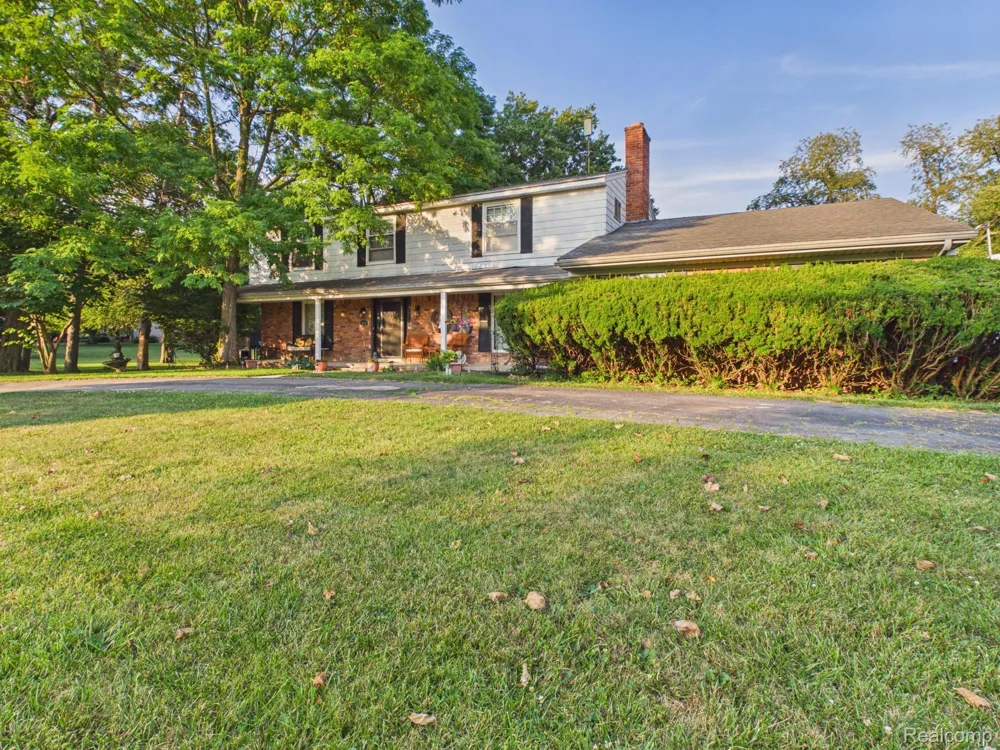873 Winn Lake Road Lapeer Township, MI 48446