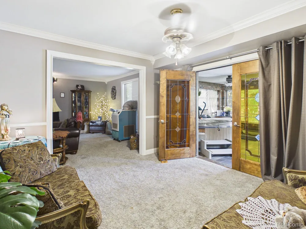 873 Winn Lake Road Lapeer Township, MI 48446