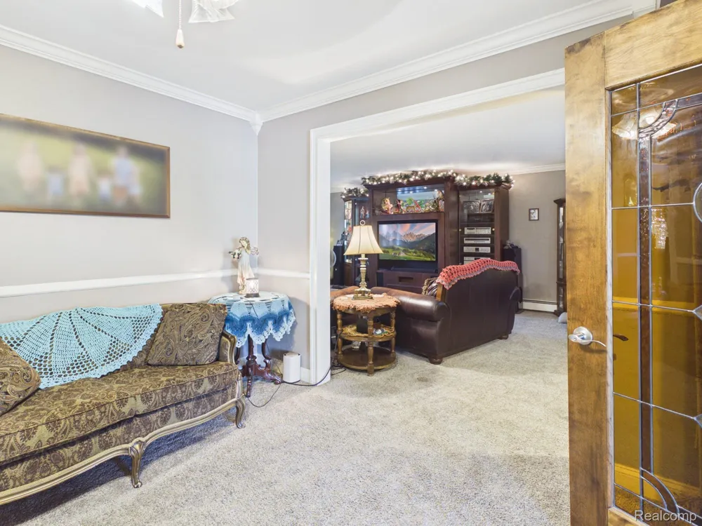873 Winn Lake Road Lapeer Township, MI 48446