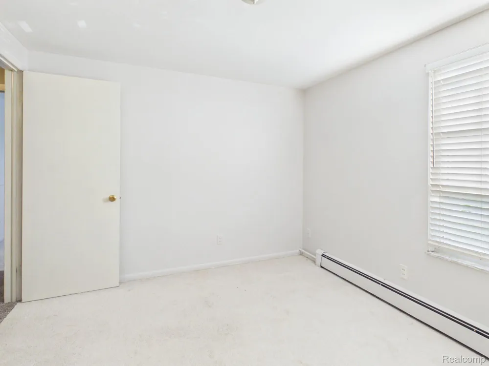 873 Winn Lake Road Lapeer Township, MI 48446