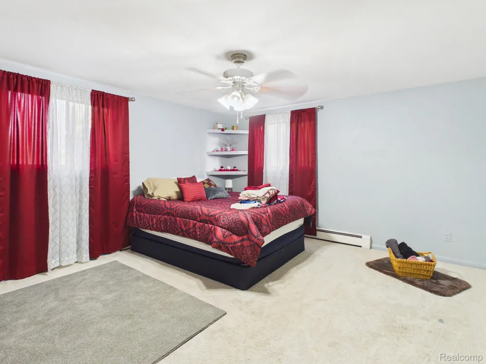 873 Winn Lake Road Lapeer Township, MI 48446