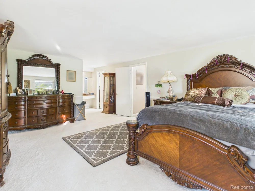 873 Winn Lake Road Lapeer Township, MI 48446