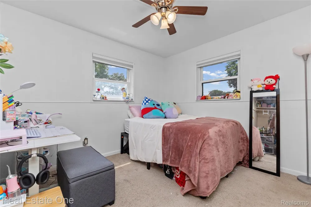 27768 Rialto Street Madison Heights City, MI 48071