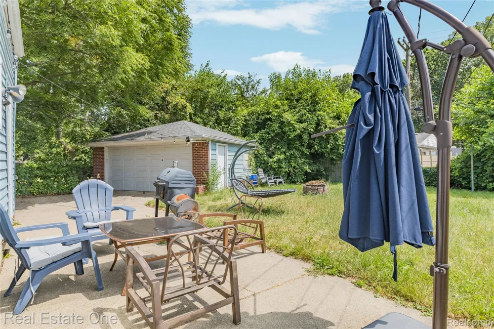 27768 Rialto Street Madison Heights City, MI 48071