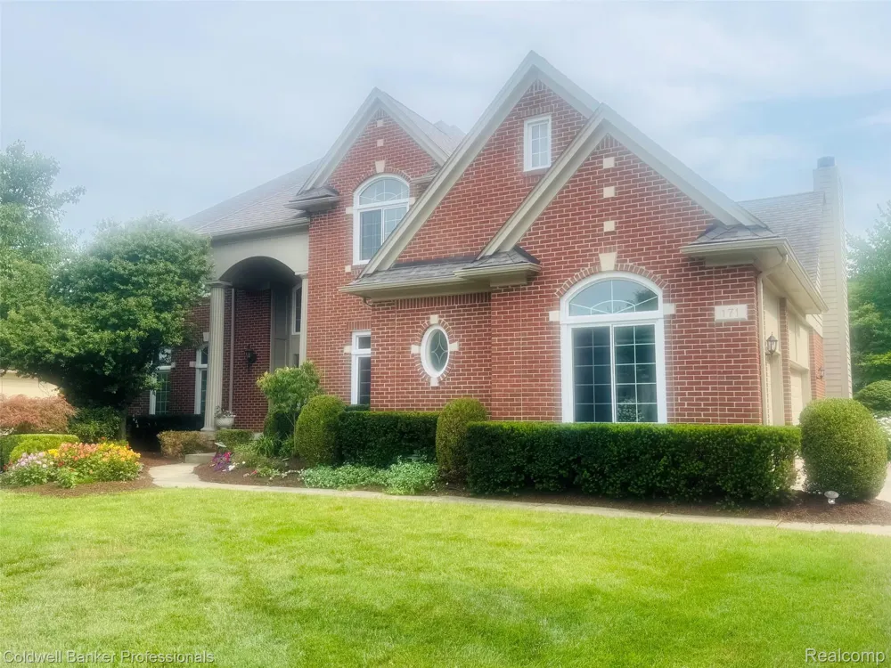 171 Millstone Drive Troy City, MI 48084