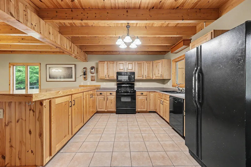 3005 Penneywood Drive Leoni Township, MI 49201