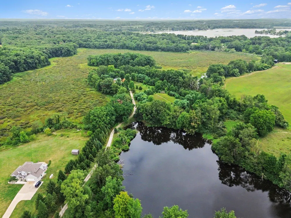3005 Penneywood Drive Leoni Township, MI 49201