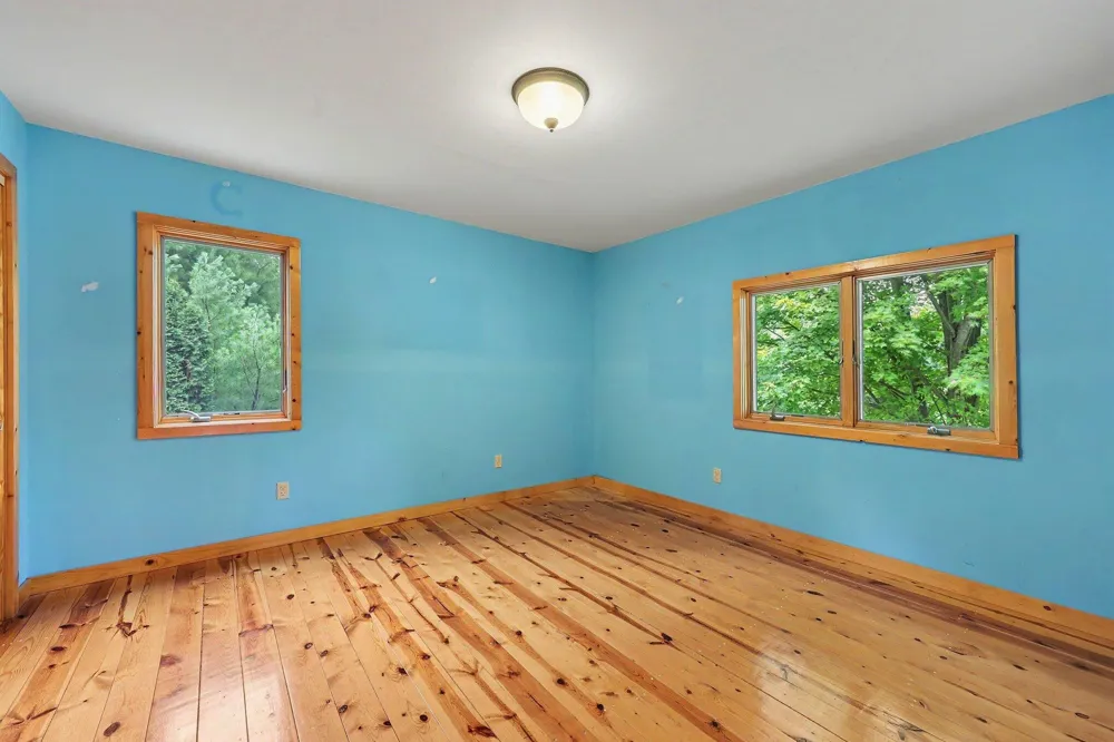 3005 Penneywood Drive Leoni Township, MI 49201