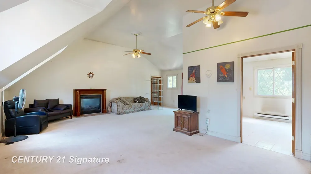 5255 Seymour Road Flushing Charter Township, MI 48433