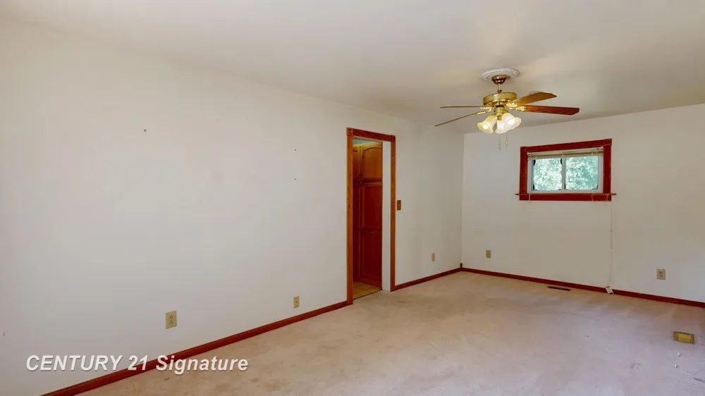 5255 Seymour Road Flushing Charter Township, MI 48433