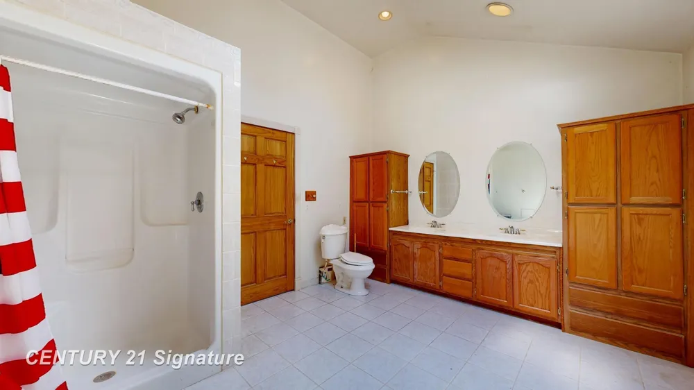 5255 Seymour Road Flushing Charter Township, MI 48433