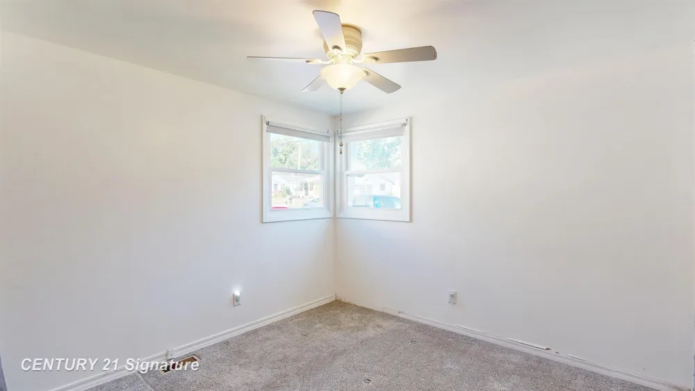 2210 Williamson Avenue Burton City, MI 48529