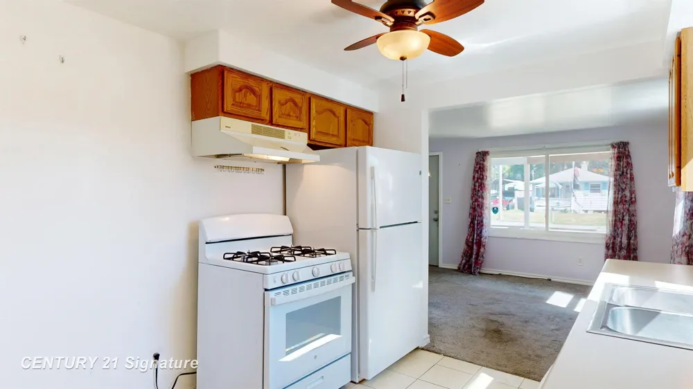 2210 Williamson Avenue Burton City, MI 48529