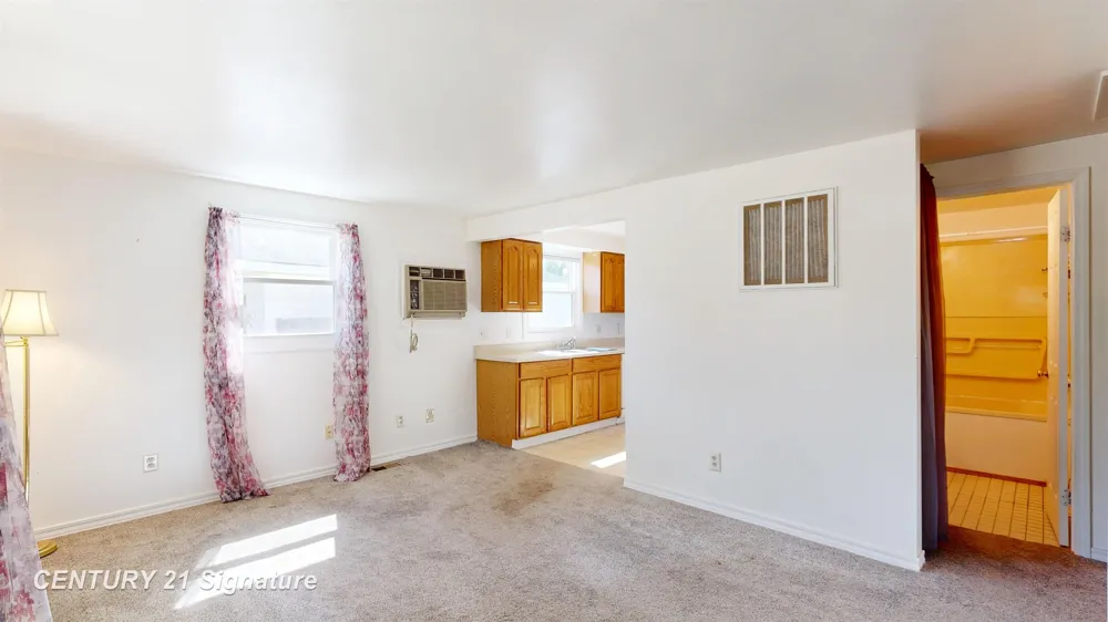 2210 Williamson Avenue Burton City, MI 48529