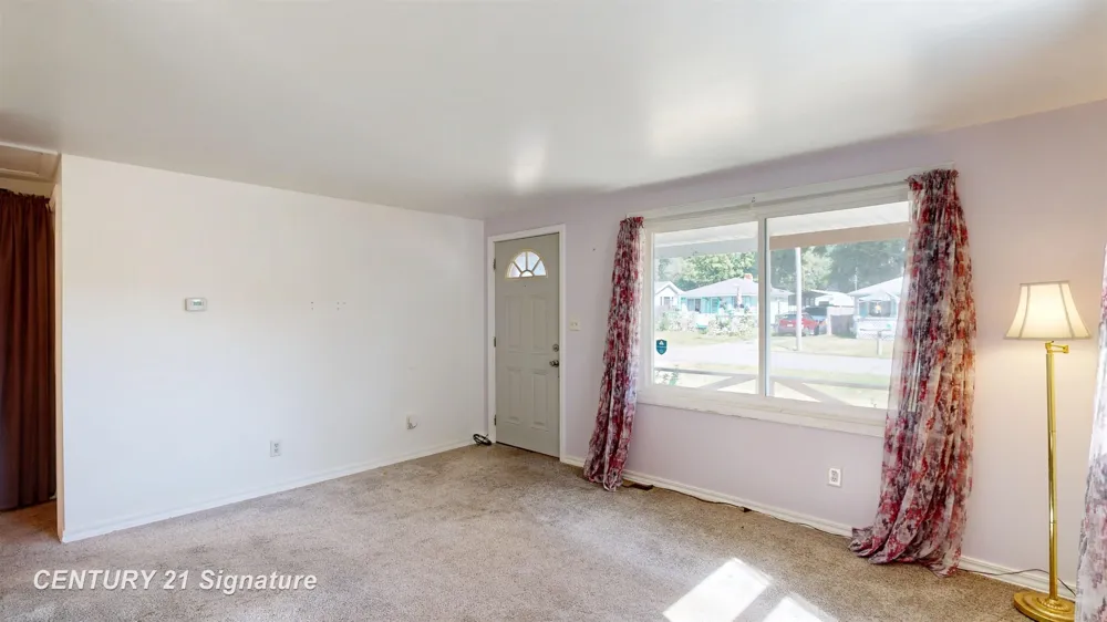 2210 Williamson Avenue Burton City, MI 48529