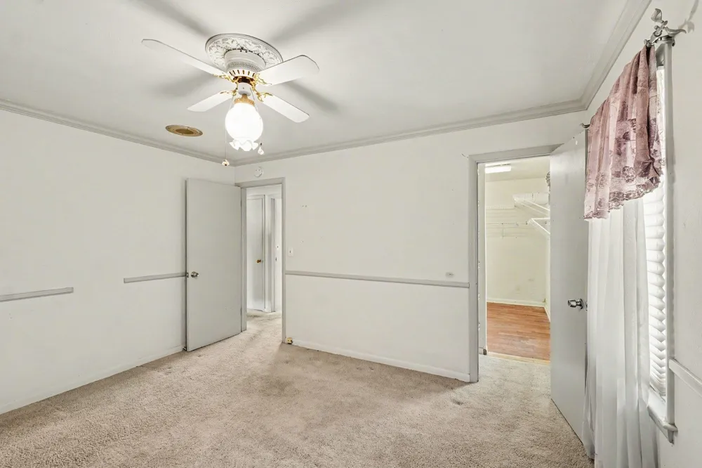 5486 Lippincott Boulevard Burton City, MI 48519