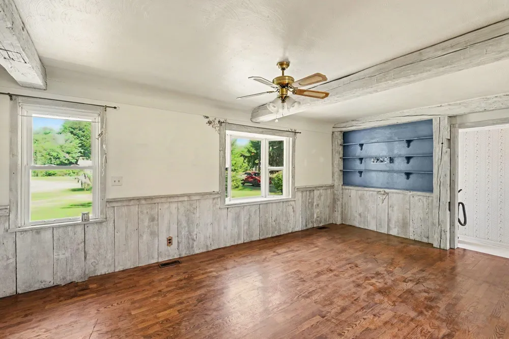 5486 Lippincott Boulevard Burton City, MI 48519