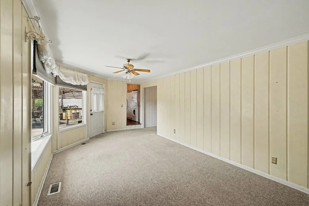 5486 Lippincott Boulevard Burton City, MI 48519