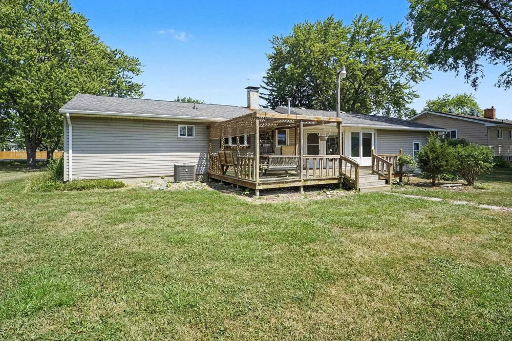 5486 Lippincott Boulevard Burton City, MI 48519