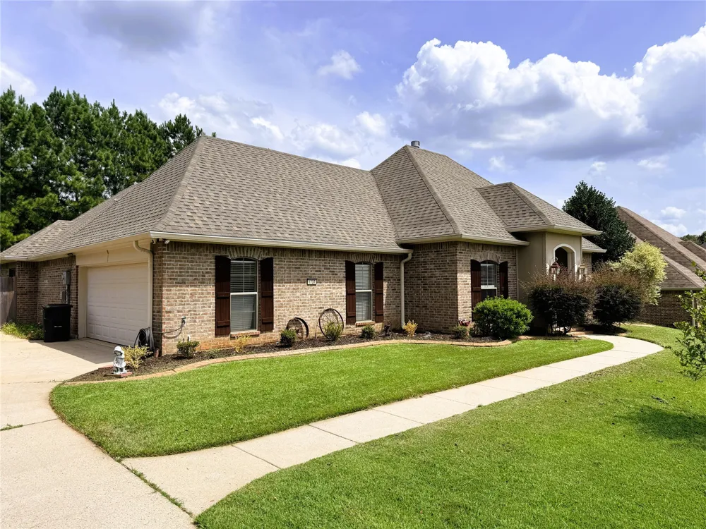 1737 Turning Leaf Trail Haughton, LA 71037