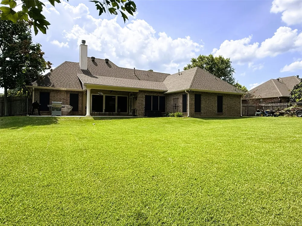 1737 Turning Leaf Trail Haughton, LA 71037