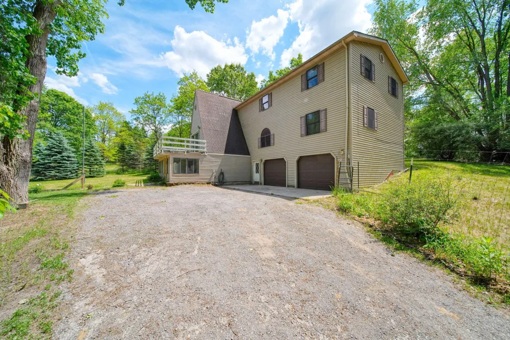7925 Seymour Road Leoni Township, MI 49240