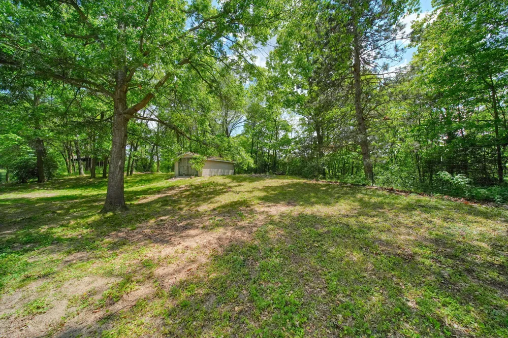 7925 Seymour Road Leoni Township, MI 49240