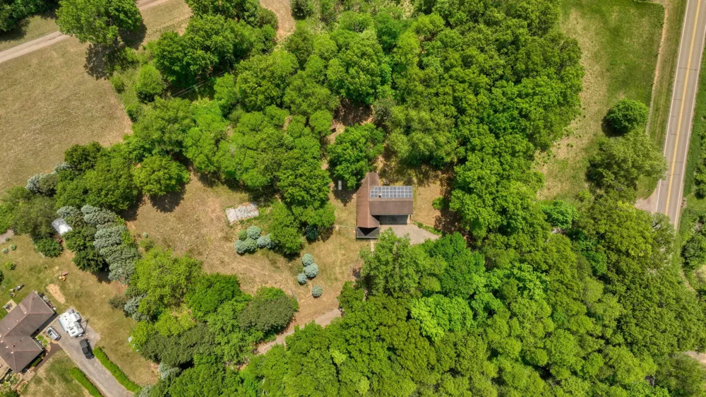 7925 Seymour Road Leoni Township, MI 49240