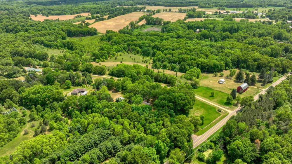 7925 Seymour Road Leoni Township, MI 49240