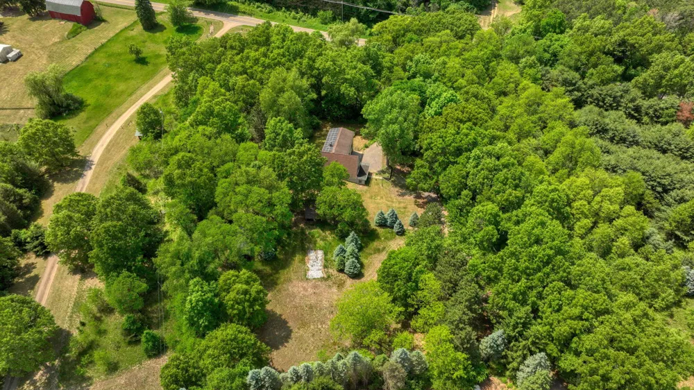 7925 Seymour Road Leoni Township, MI 49240