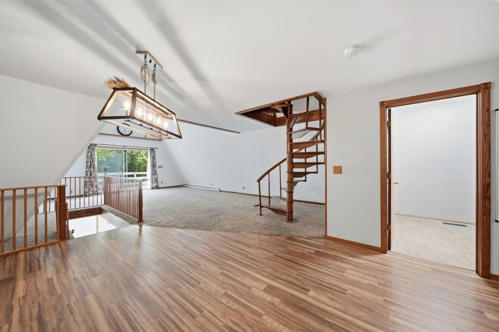 7925 Seymour Road Leoni Township, MI 49240