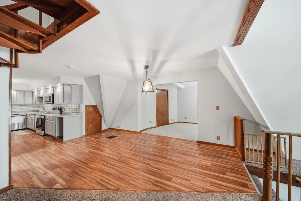 7925 Seymour Road Leoni Township, MI 49240