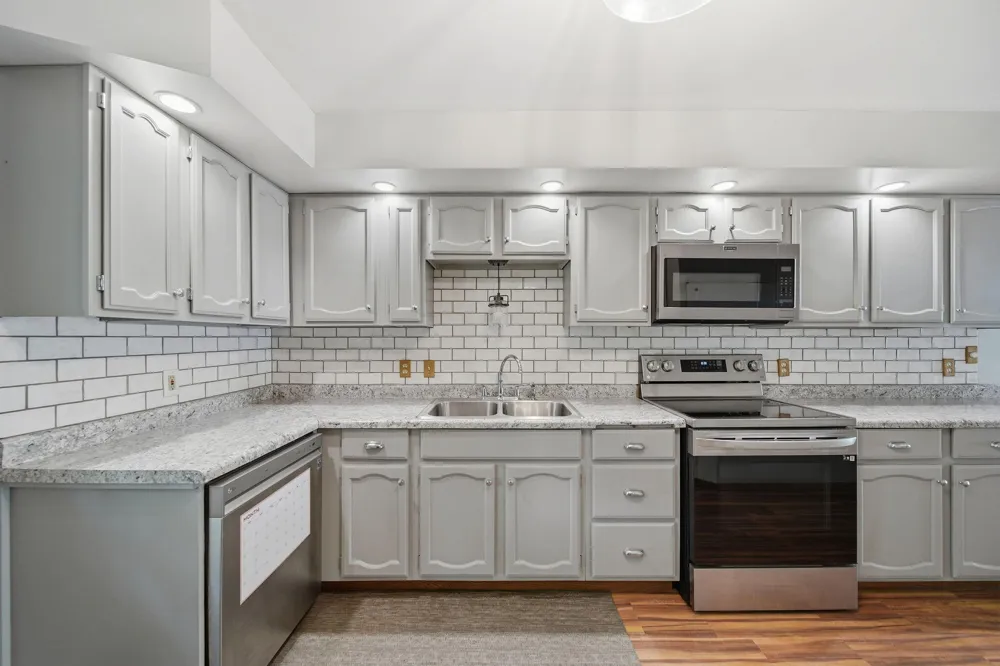 7925 Seymour Road Leoni Township, MI 49240
