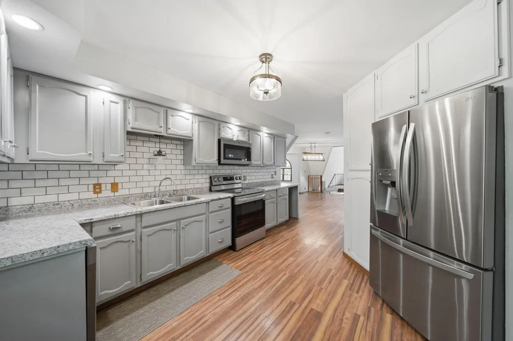 7925 Seymour Road Leoni Township, MI 49240
