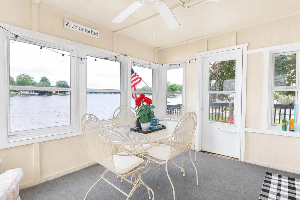 130 Duryeas Point Leoni Township, MI 49254