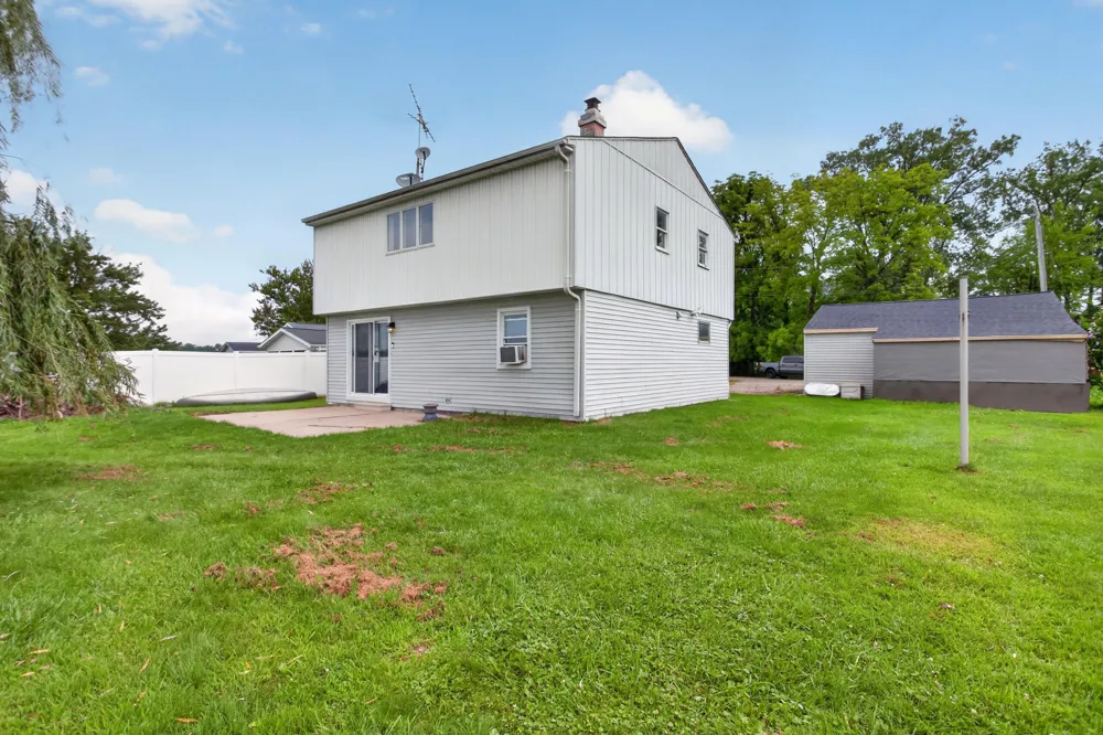 1040 Echo Beach Drive Summit Township, MI 49203