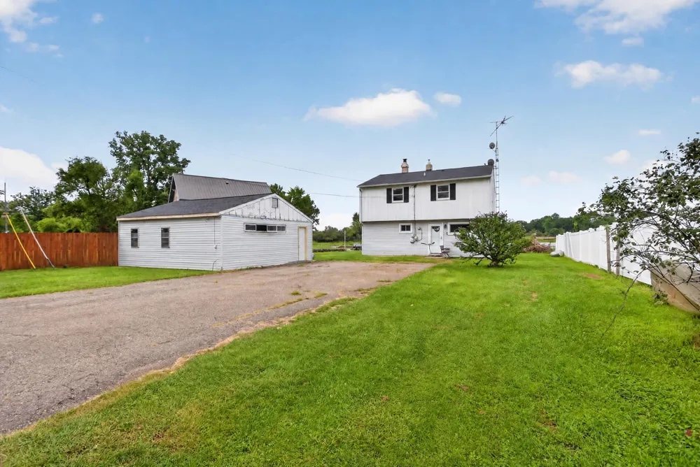 1040 Echo Beach Drive Summit Township, MI 49203