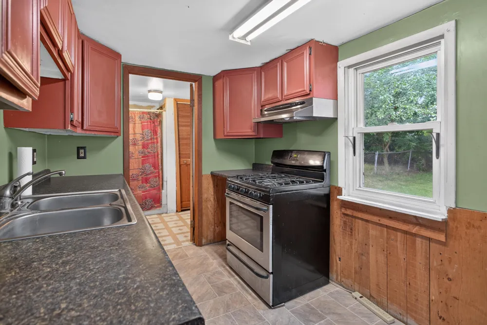 821 Grant Street Summit Township, MI 49203