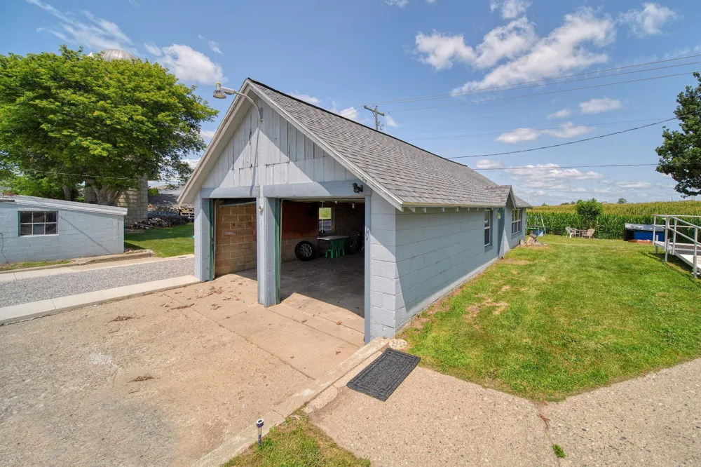 16570 Cement City Road Columbia Township, MI 49233