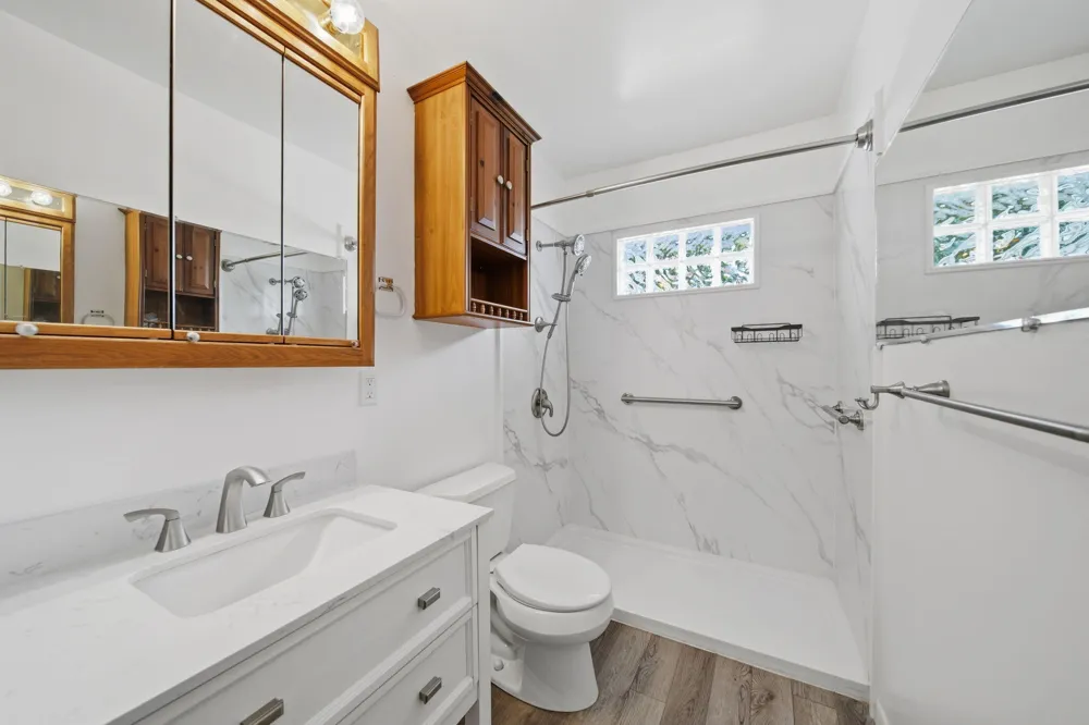 5574 Dogwood Drive Leoni Township, MI 49201