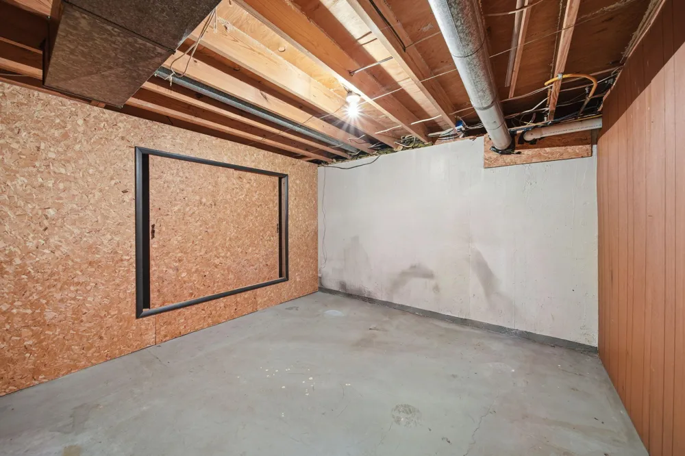5574 Dogwood Drive Leoni Township, MI 49201