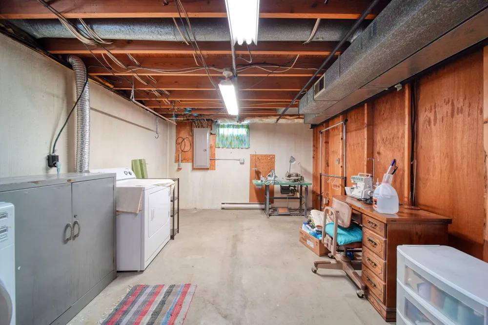 5574 Dogwood Drive Leoni Township, MI 49201