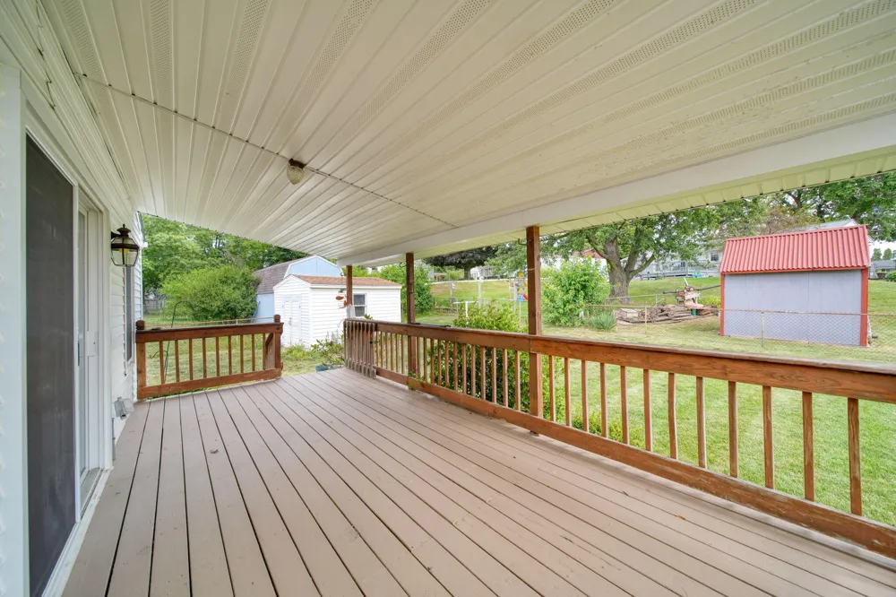 5574 Dogwood Drive Leoni Township, MI 49201