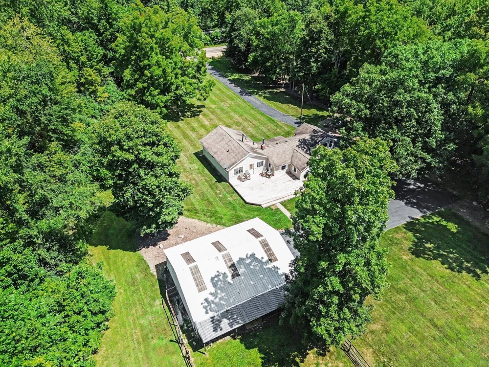 2125 W Kimmel Road Unknown, MI 49201